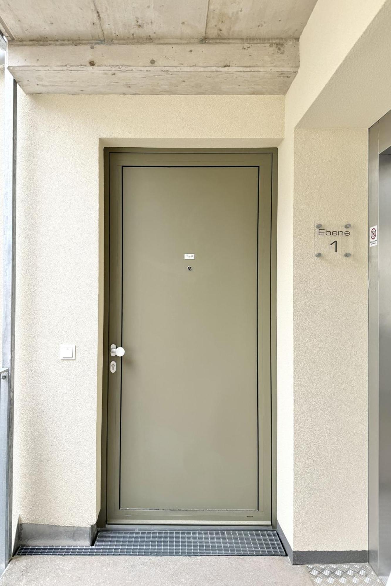 Modernes Studio Beim Domplatz Wiener Neustadt Exterior photo