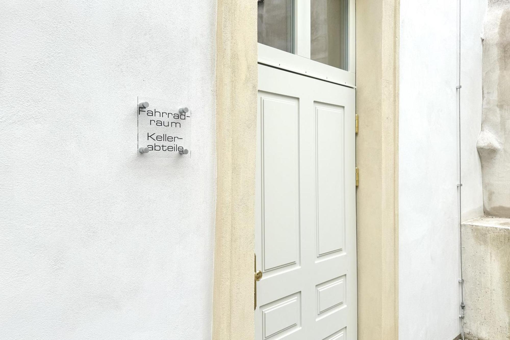Modernes Studio Beim Domplatz Wiener Neustadt Exterior photo
